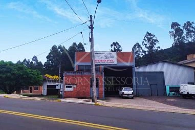 Prédio Comercial em Riozinho